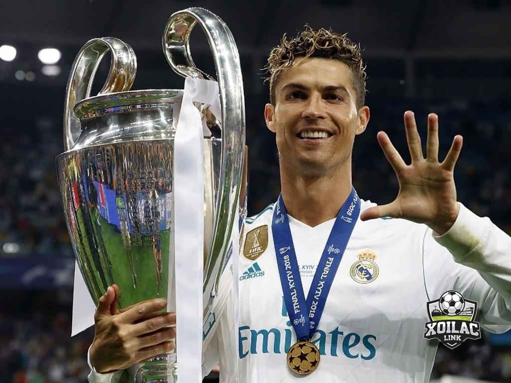 ronaldo-trong-mau-ao-real