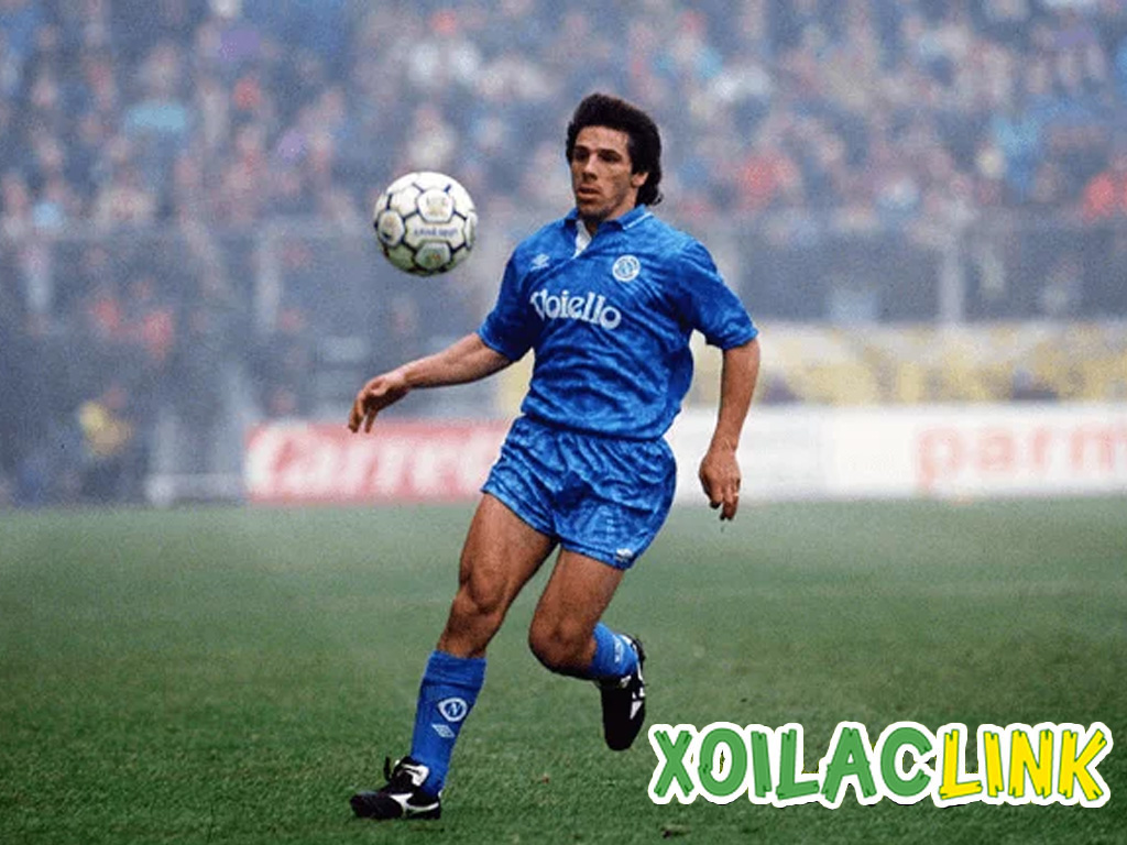 zola-cung-la-huyen-thoai-noi-tieng-cua-chelsea